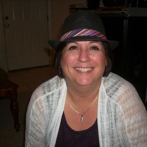 Meet your Posher, Lisa